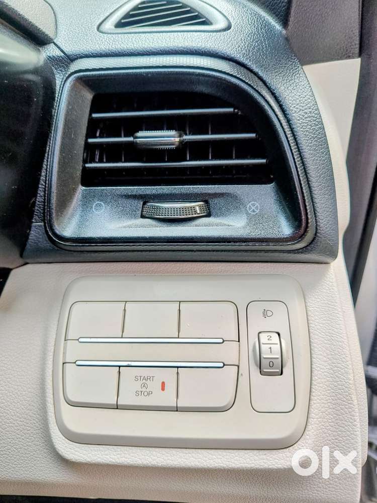 Mahindra Xuv300 W6 Diesel, 2022, Diesel