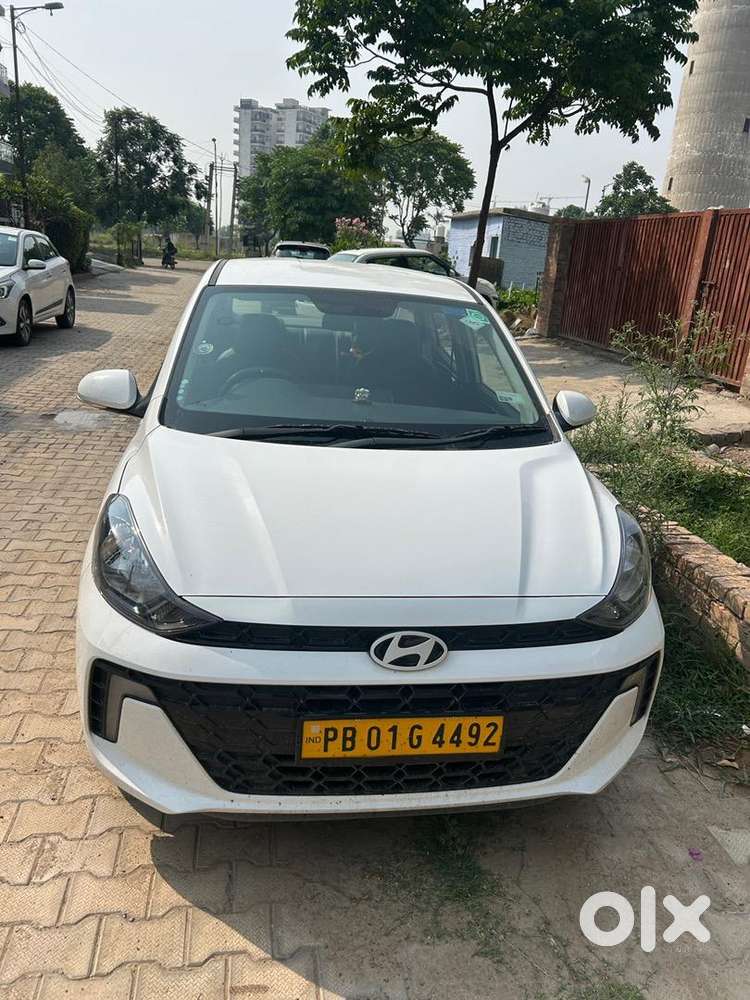 Hyundai Aura 2026 Cng & Hybrids 8000 Km Driven