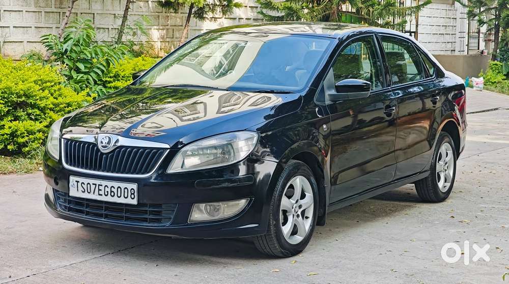 Skoda Rapid 2013-2016 1.5 Tdi Ambition With Alloy Wheel, 2015