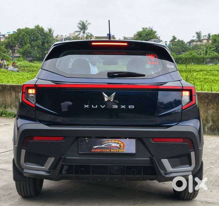 Mahindra Xuv 3xo Ax5 Pm Mt, 2024, Petrol