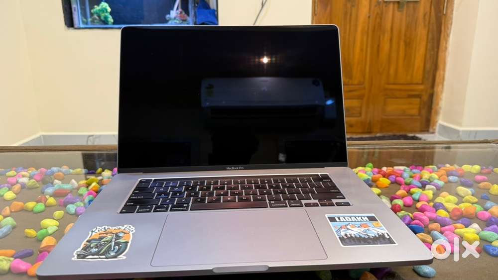 MACBOOK PRO A2141