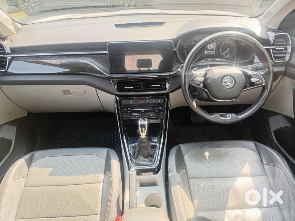 Skoda Kushaq Style 1.5 Tsi Dsg Dual Tone, 2022, Petrol