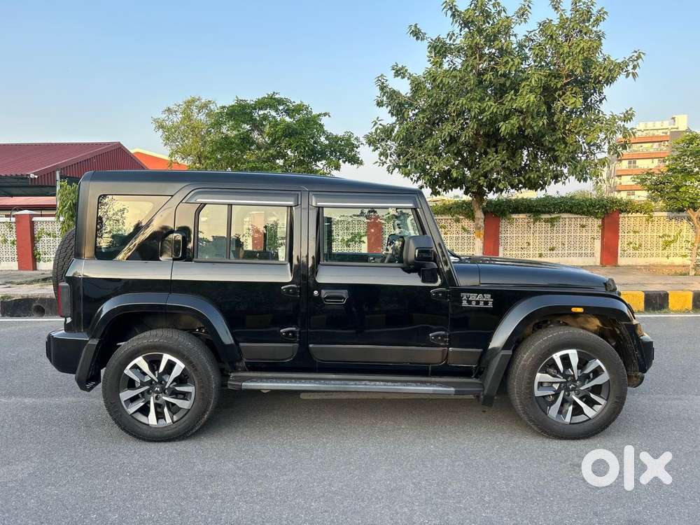 Mahindra Thar Roxx Ax7l Rwd At, 2025, Petrol