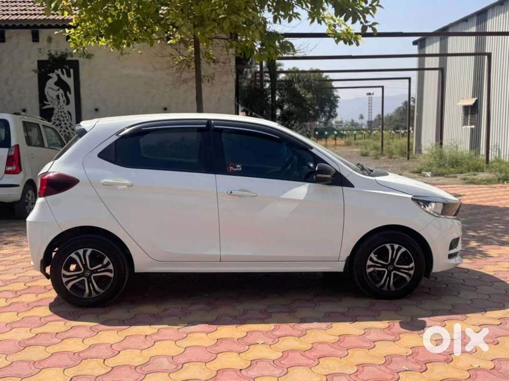 Tata Tiago 1.2 Revotron Xt Cng, 2022, Cng & Hybrids