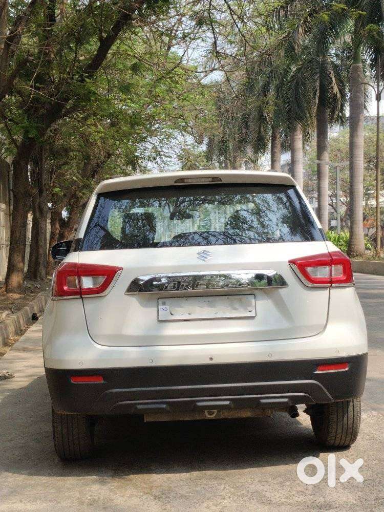 Maruti Suzuki Brezza Vxi At, 2021, Petrol