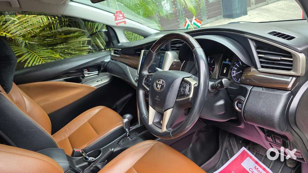 Toyota Innova Crysta 2.8 Z, 2020, Petrol