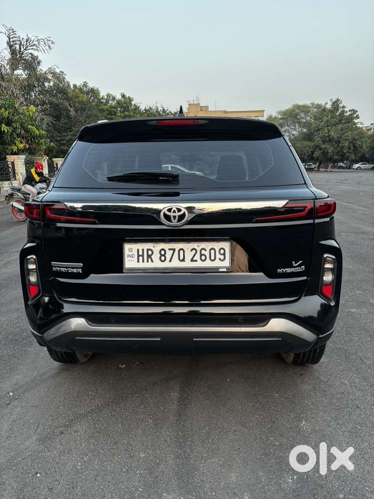 Toyota Urban Cruiser Hyryder 1.5 V Hybrid, 2024, Petrol
