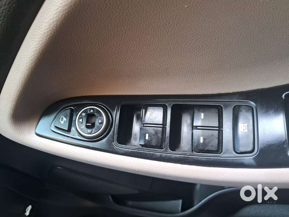 Hyundai I20 Sportz 1.4 Crdi 6 Speed Bs-iv, 2015, Diesel