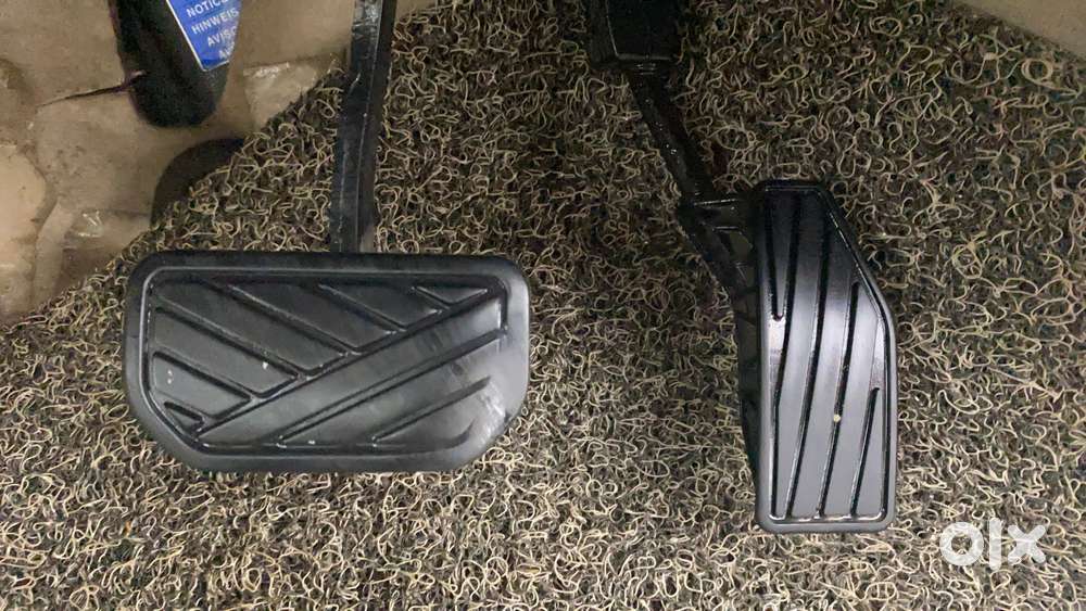 Maruti Suzuki Swift Dzire Amt Vxi, 2019, Petrol