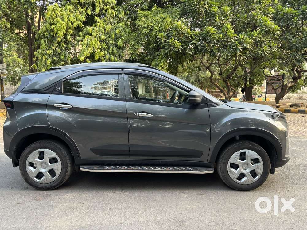 Tata Nexon Smart 1.2 Revotron Petrol 5 Mt, 2023, Petrol