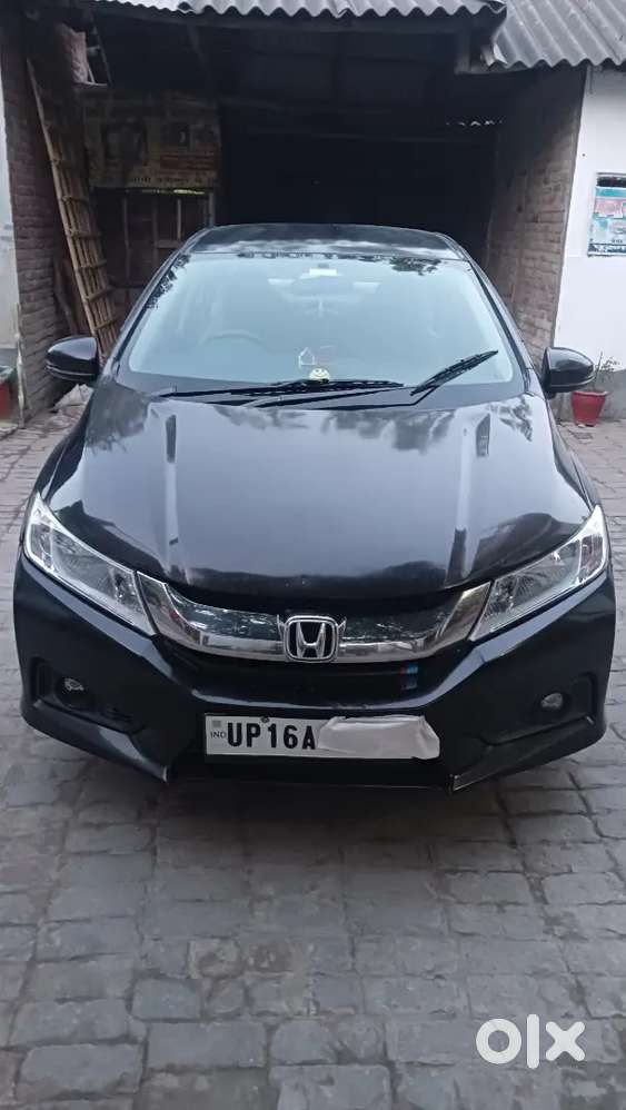 Honda City V - Dtec 2014