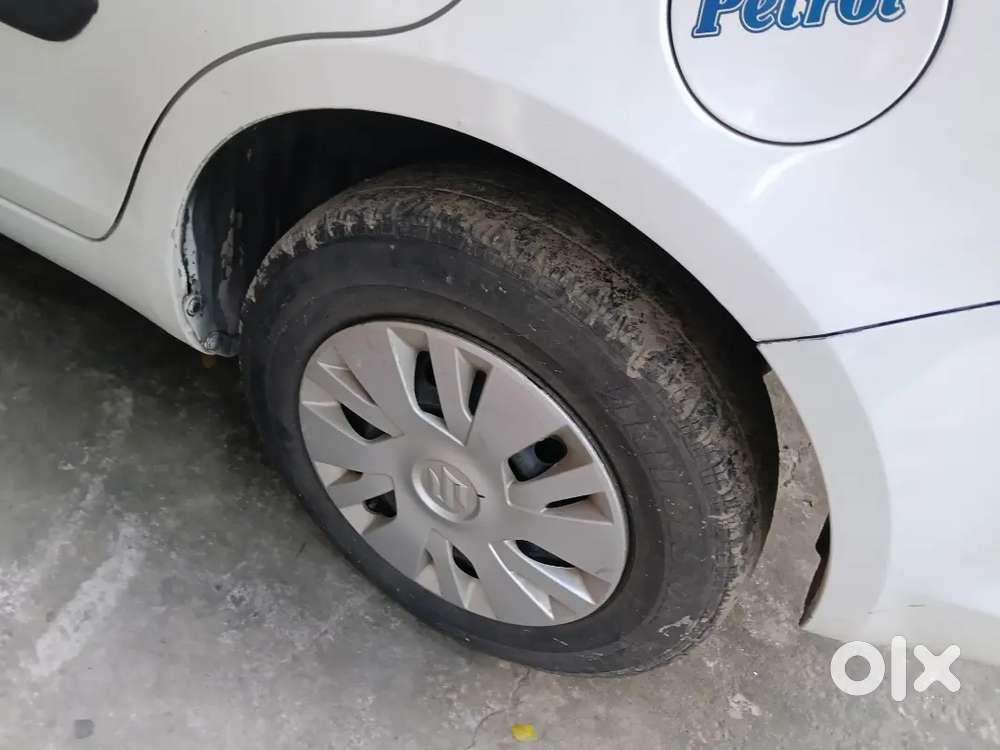 Maruti Suzuki Dzire 2017 Petrol
