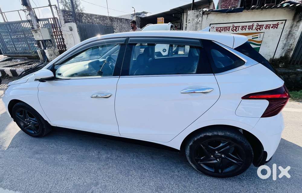 Hyundai I20 Sportz 1.2 Vtvt, 2022, Petrol