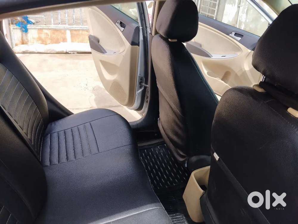 Hyundai Verna 2012