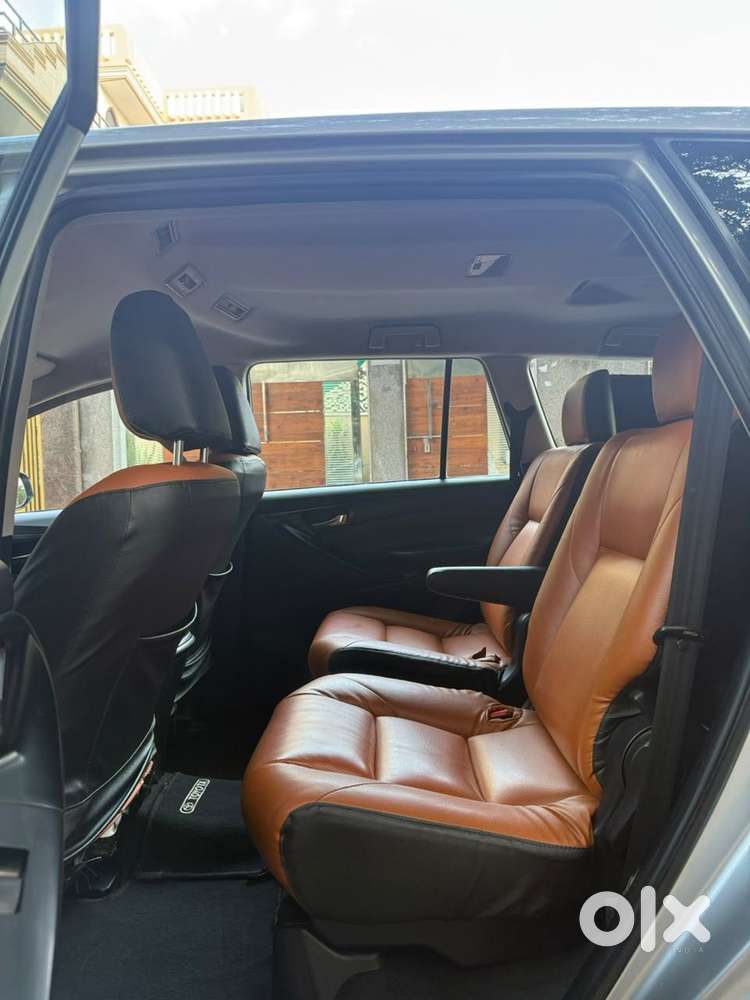 Toyota Innova Crysta 2.4 G Mt, 2017, Diesel