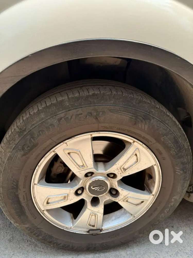 Mahindra Xuv500 Diesel Manual 2012 Year