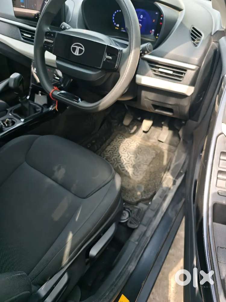 Tata Nexon Cng Creative Plus Ps 2025 Model