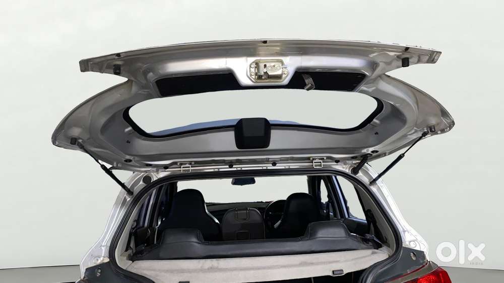 Mahindra Kuv 100 Mfalcon G80 K4, 2016, Petrol