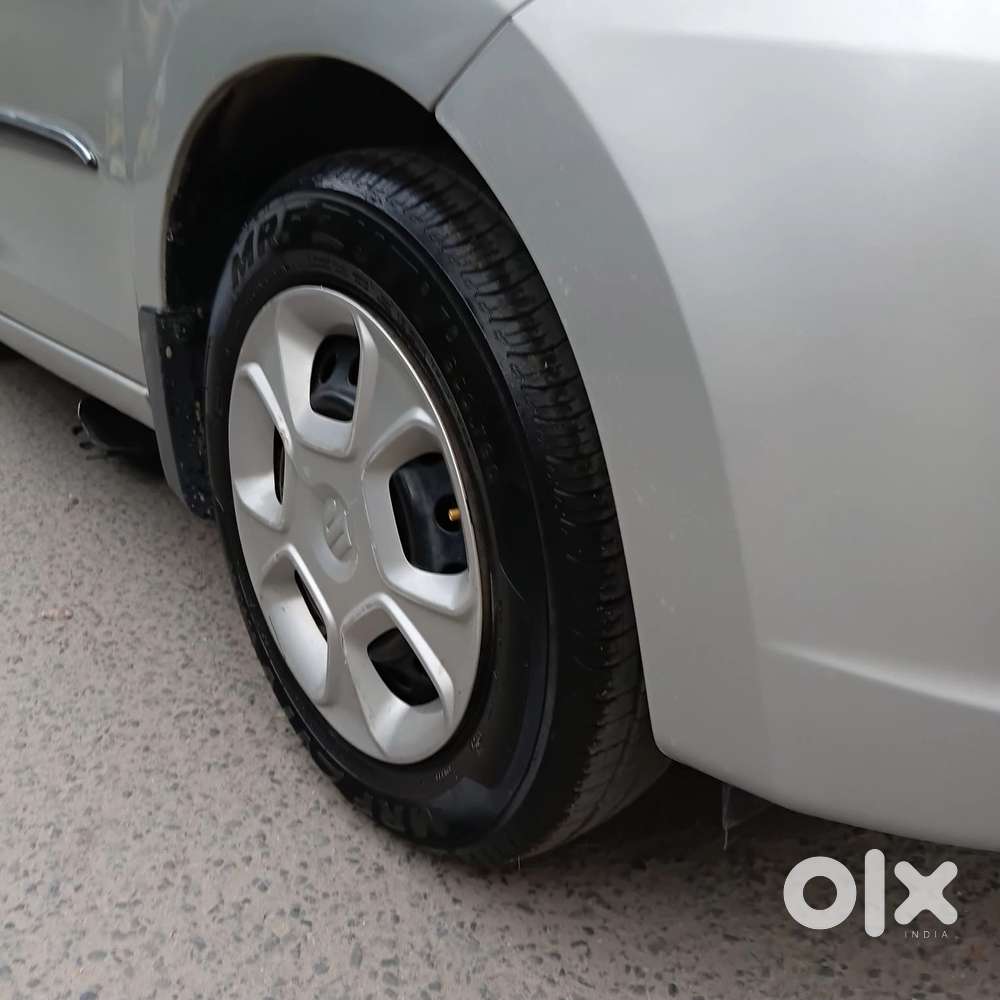 Maruti Suzuki Celerio 1.0 Vxi Amt, 2016, Cng & Hybrids