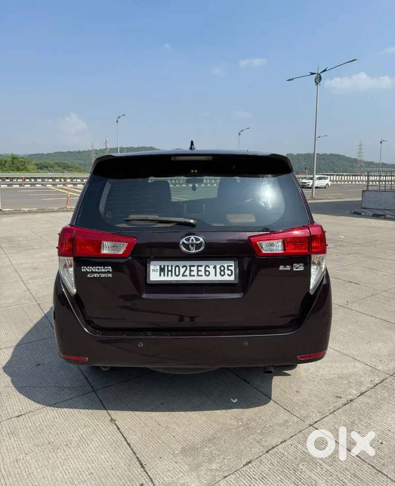 Toyota Innova Crysta 2016 Diesel 70000 Km Driven