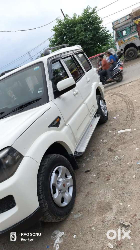 Mahindra Scorpio Diesel 2015