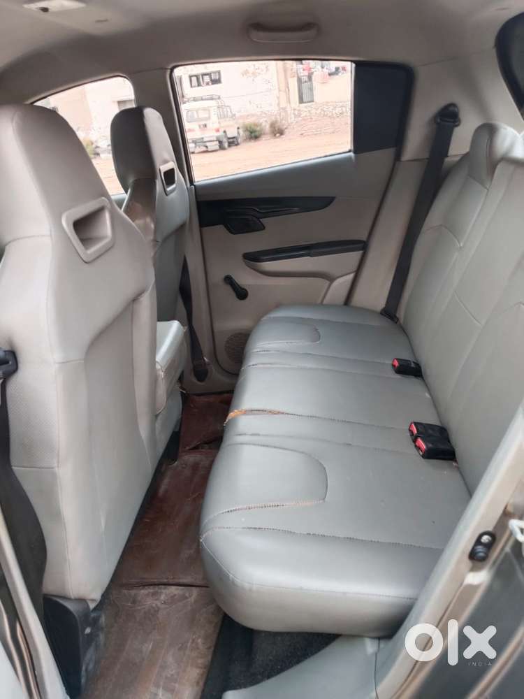 Mahindra Kuv 100 2016-2017 Mfalcon D75 K2, 2017, Diesel