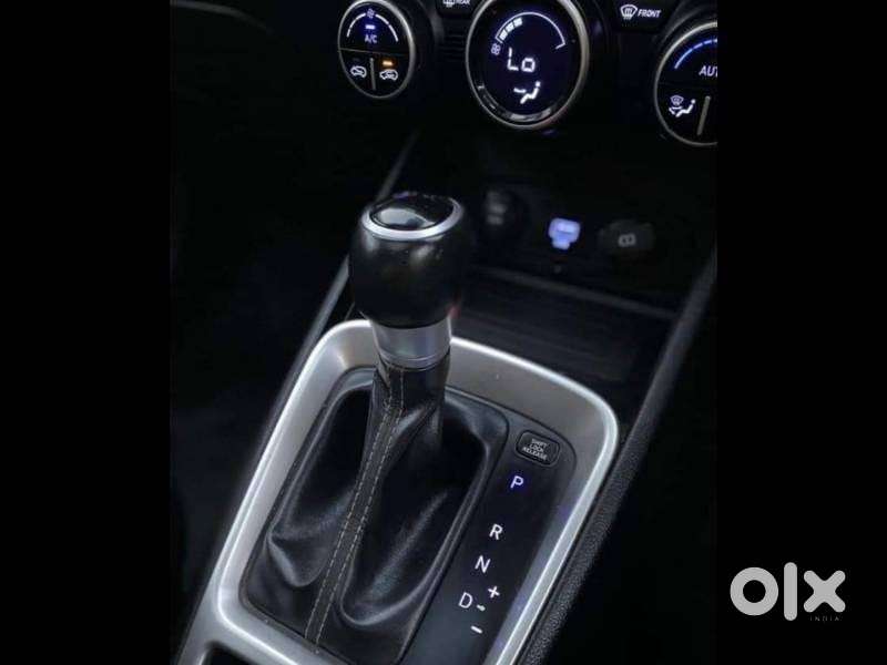 Hyundai Venue Sx Plus Turbo Dct, 2020, Petrol