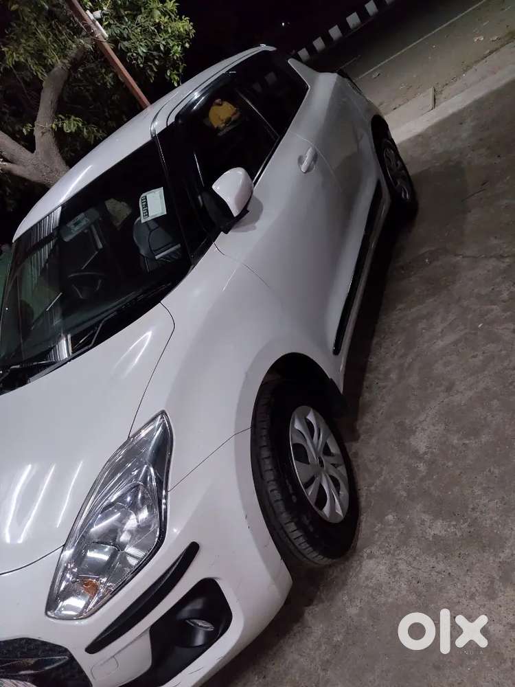 Maruti Suzuki Swift 2022 Petrol 22000 Km Driven