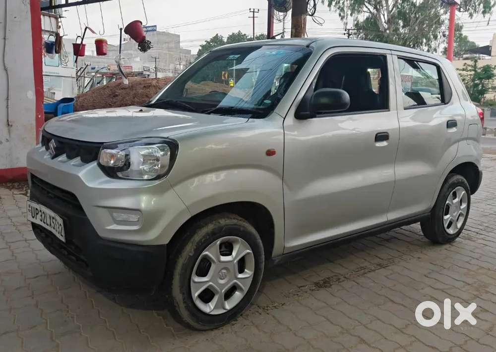 New Showroom Candition Car