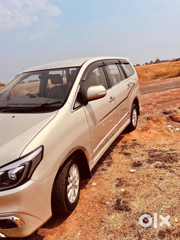 Toyota Innova 2015 Well Maintained