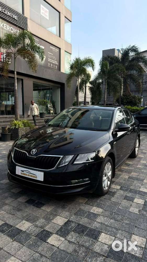 Skoda Octavia 1.8 Tsi At Style Plus, 2018, Petrol