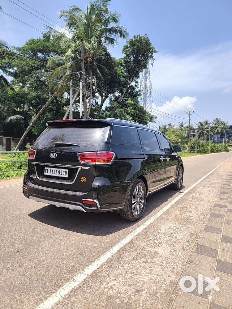 Kia Carnival Premium, 2020, Diesel