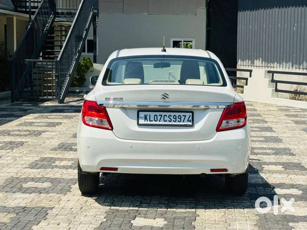 Maruti Suzuki Dzire 1.2 Vxi Amt, 2019, Petrol