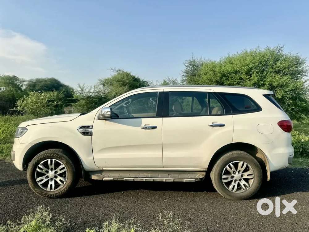 Ford Endeavour 3.2 Titanium At 4x4, 2016, Diesel
