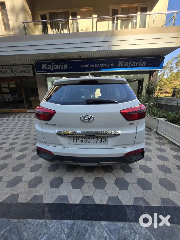 Creta Petrol