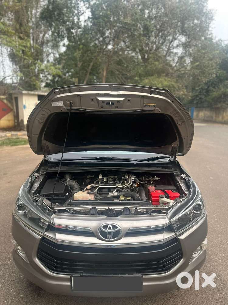 Toyota Innova Crysta 2.4 V, 2017, Diesel