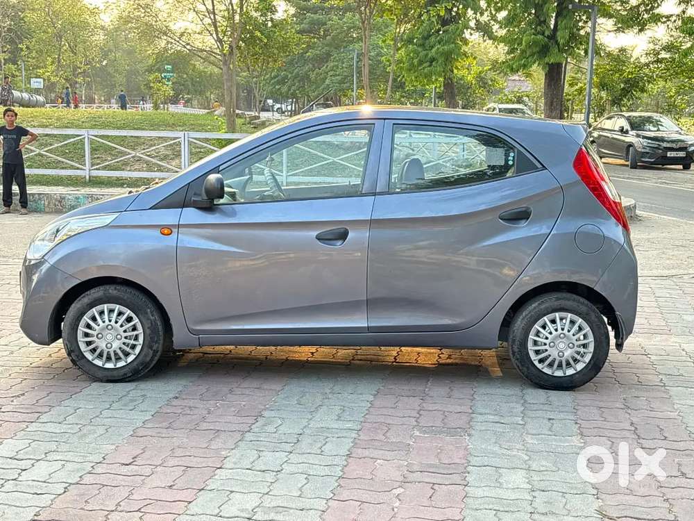 Hyundai Eon 1.0 Magna 2012 Petrol Only 28000 Km Driven