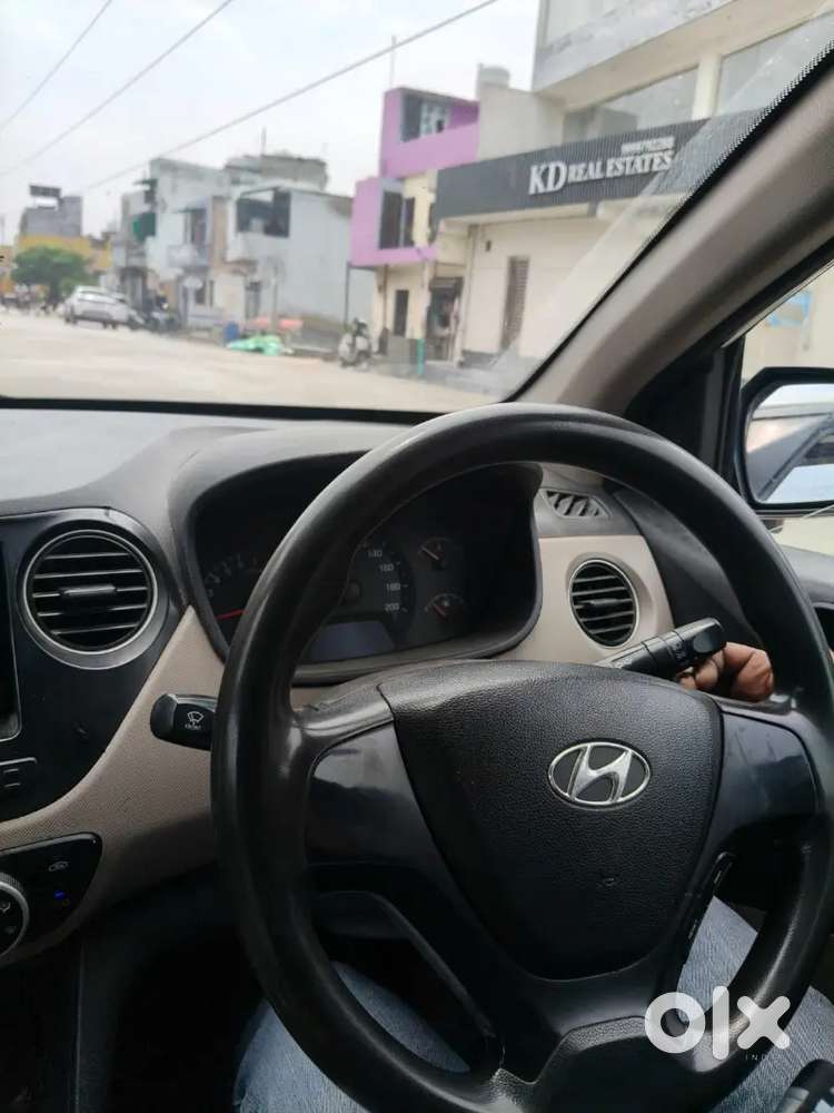 Hyundai Xcent 2016 Km Driven