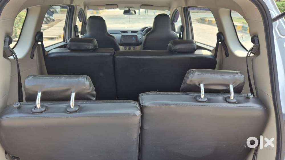 Renault Triber 1.0 Rxe, 2023, Petrol