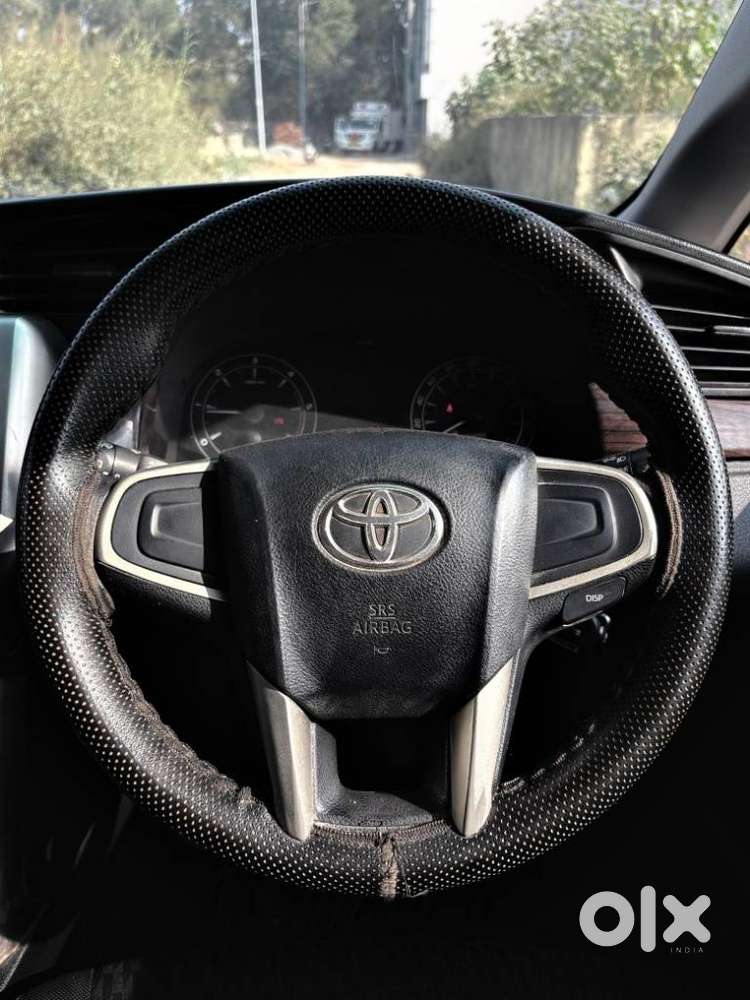 Toyota Innova Crysta 2.4 G Mt, 2017, Diesel