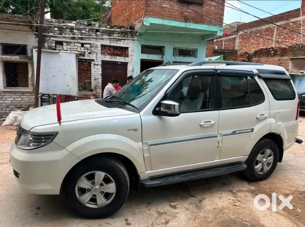 Tata Safari Storme Top Model  Diamond 575000rs
