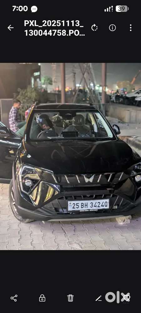 Mahindra Xuv 3xo 2025 Petrol 14000 Km Driven