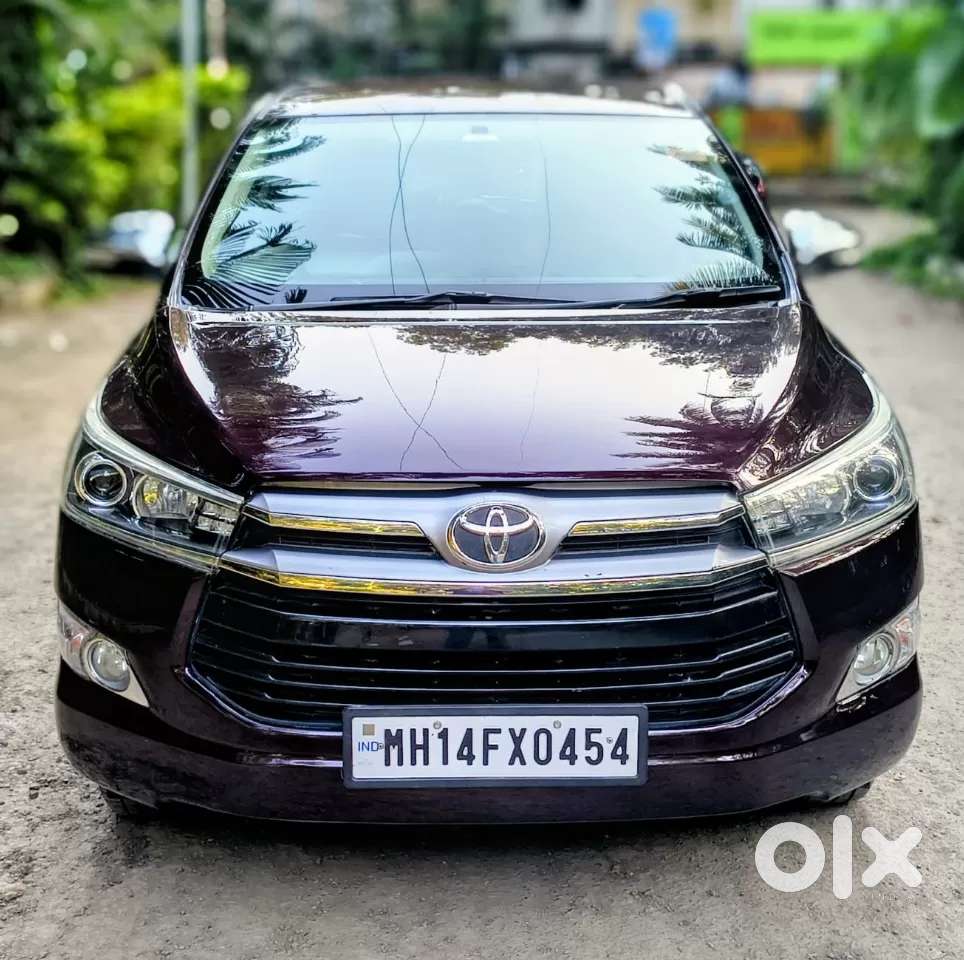 Toyota Innova Crysta 2.8 Zx At 7 Seater, 2016, Diesel