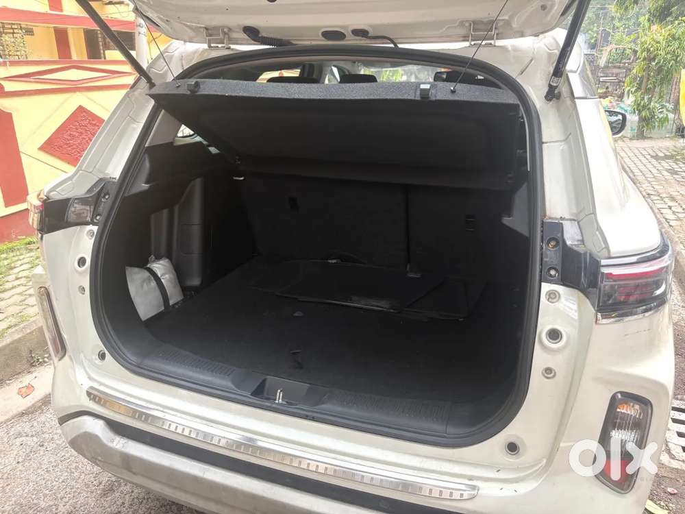 Maruti Suzuki Grand Vitara 1.5 Zeta Smart Hybrid, 2024, Petrol