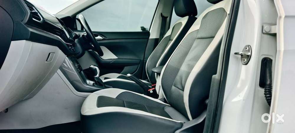 Volkswagen Taigun 1.0 Tsi Topline At, 2023, Petrol