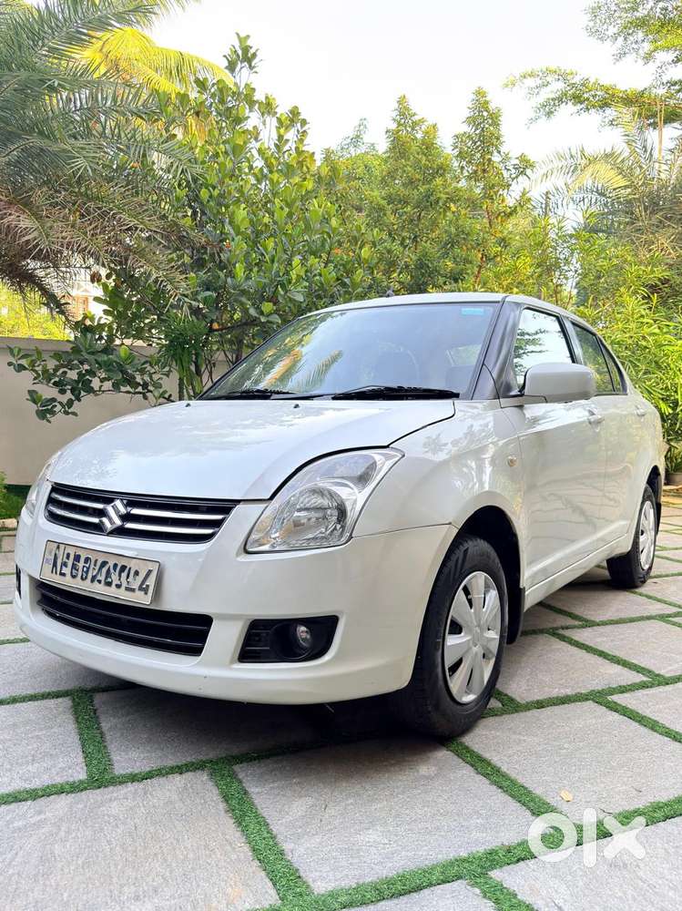Maruti Suzuki Swift Dzire Vxi Optional, 2009, Petrol
