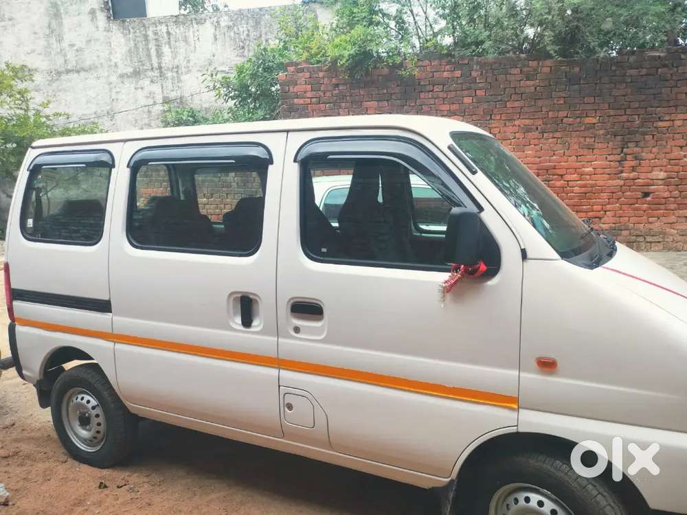 Maruti Suzuki Eeco Smiles 2026