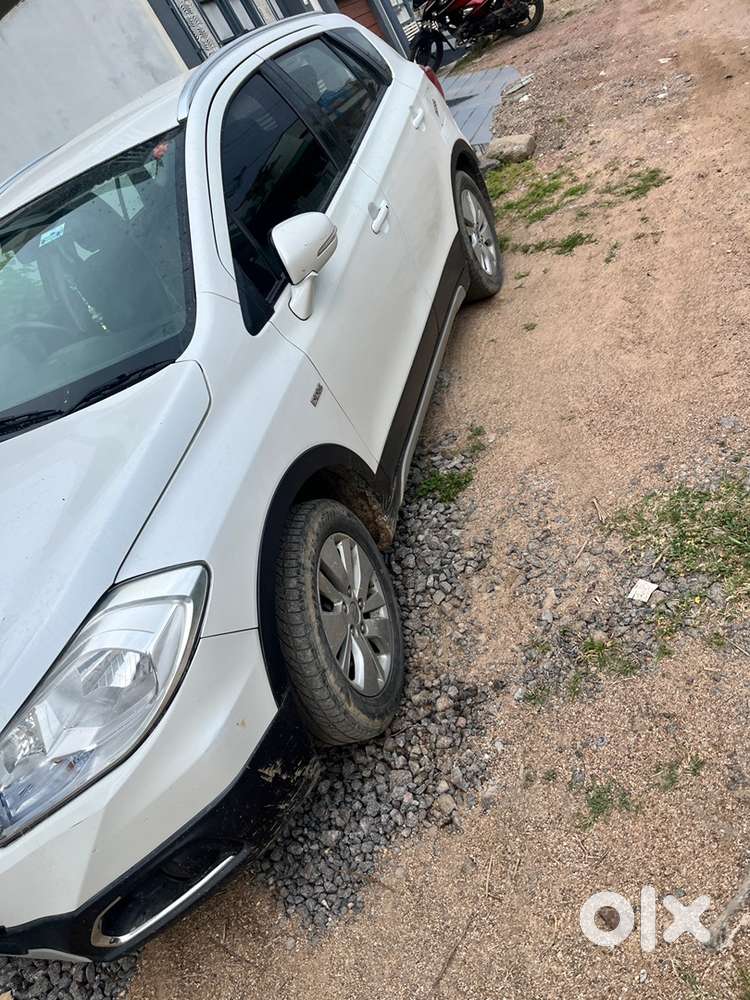 Maruti Suzuki S-cross 2016 Diesel Good Condition