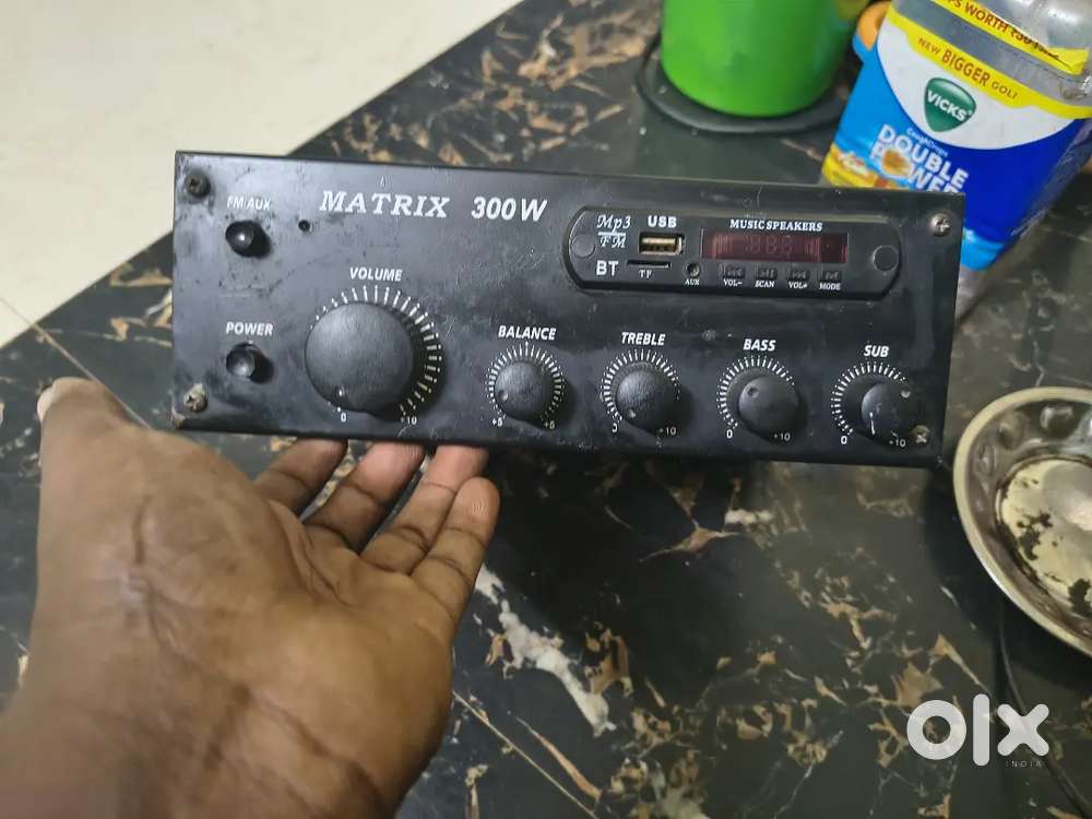 Amplifier matrix 300 w