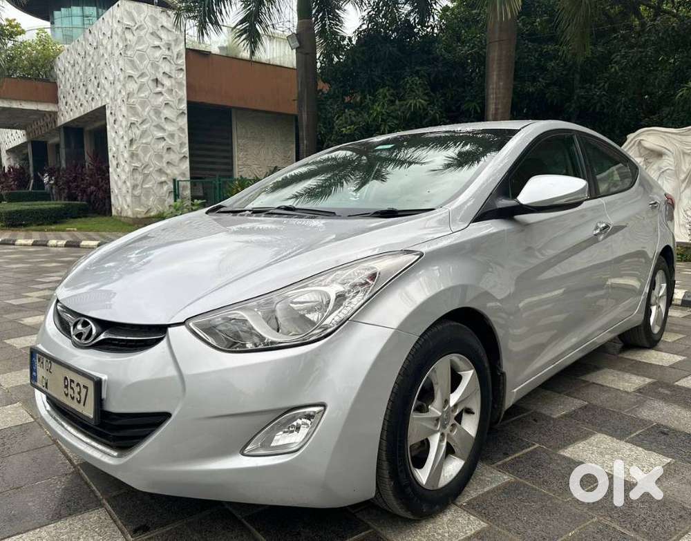 Hyundai Elantra 1.6 Sx, 2013, Petrol